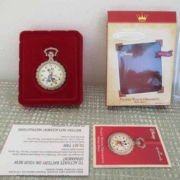New 2004 Hallmark "Disney's Mickey Mouse" Pocket Watch, It Works, Fresh Battery - Picture 3 of 7